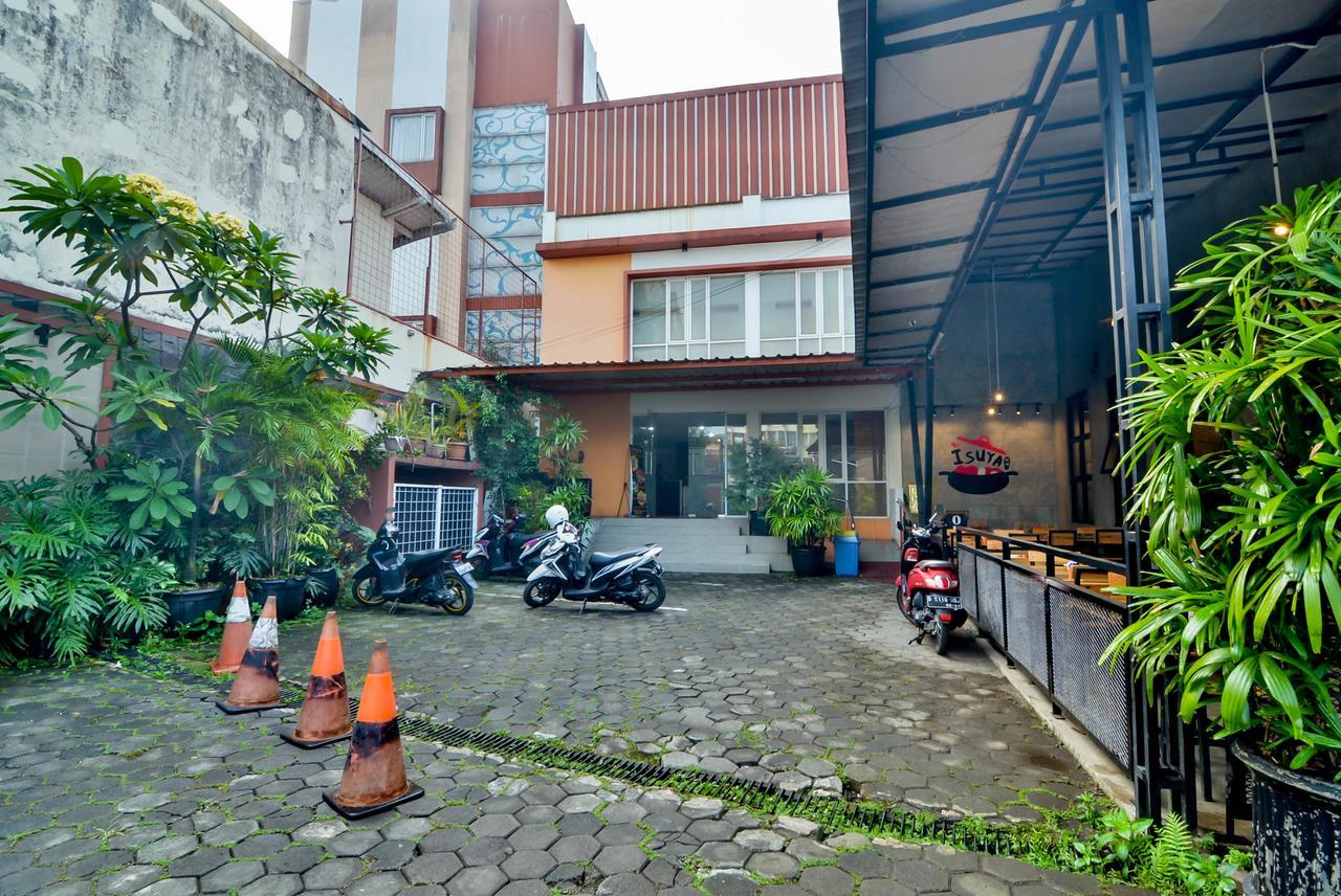 Image Hotel And Resto 万隆 外观 照片