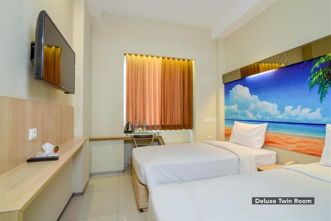 Image Hotel And Resto 万隆 外观 照片