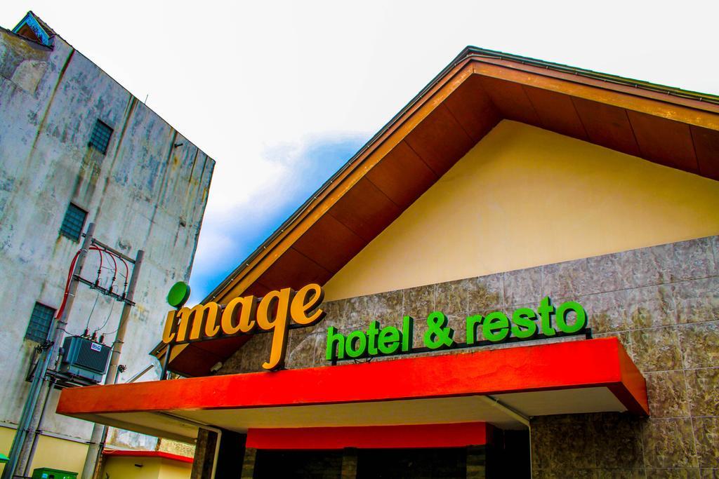 Image Hotel And Resto 万隆 外观 照片