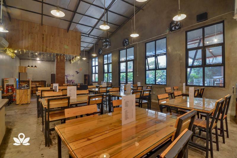 Image Hotel And Resto 万隆 外观 照片